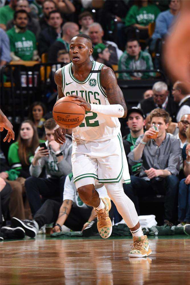 赛事表现 赛事表现