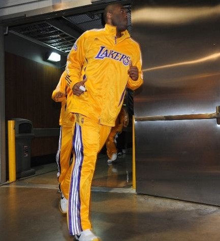 站位保守 站位保守